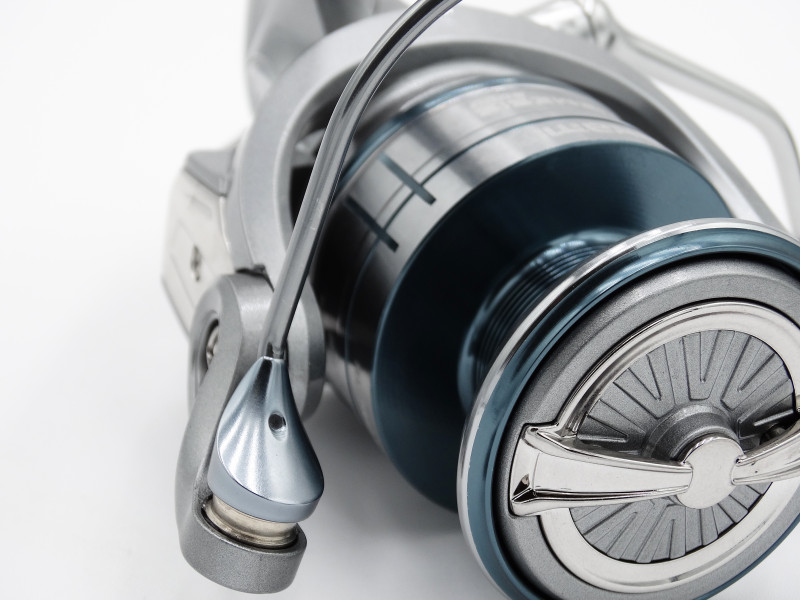 DET_NEMESIS3 NEMESIS Carretes Spinning